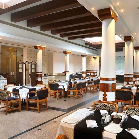 Hotel Maurya Patna Patna  Luaran gambar