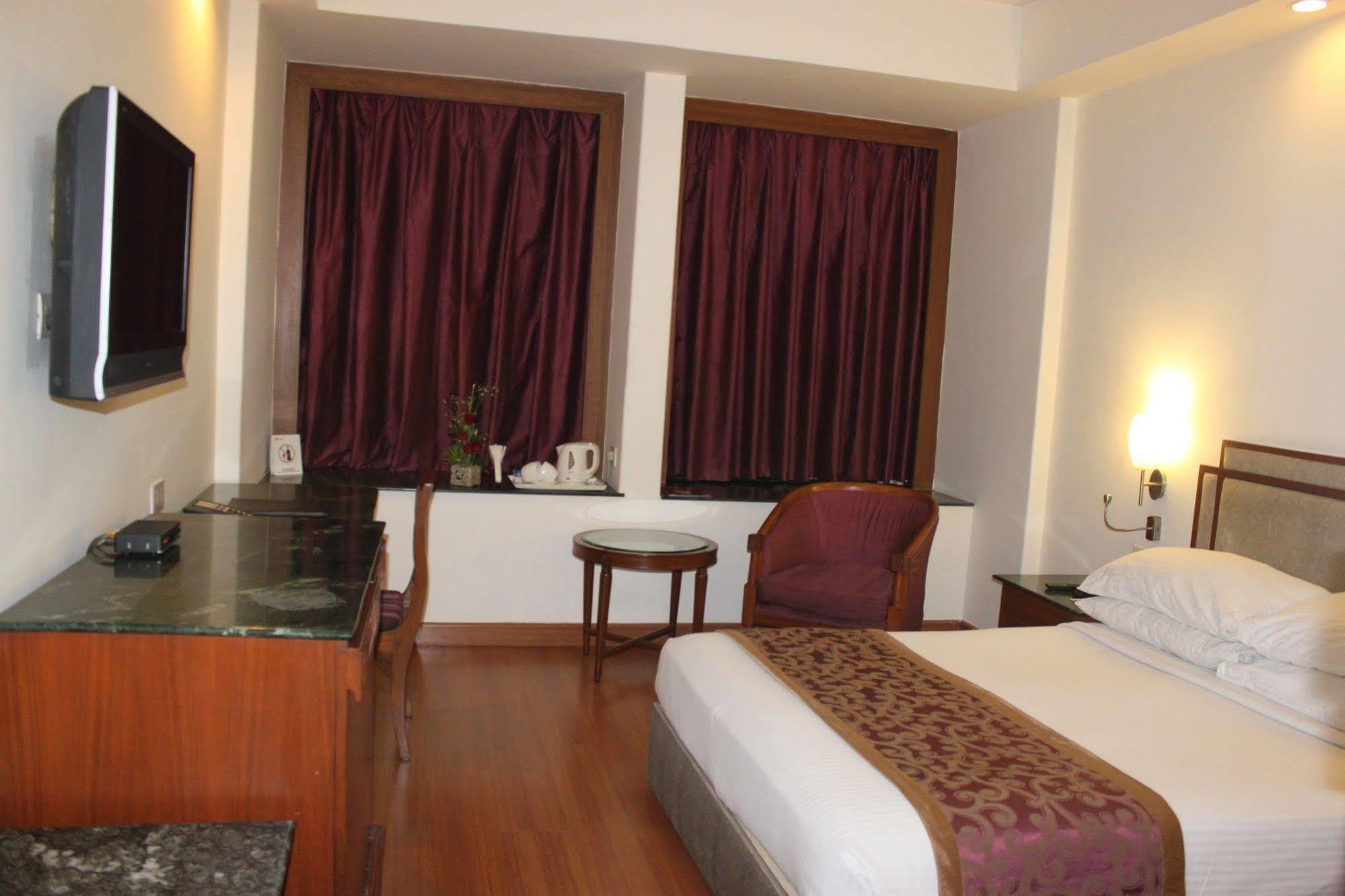 Hotel Maurya Patna Patna  Luaran gambar