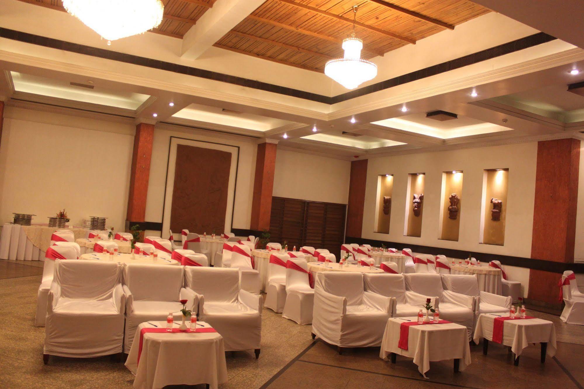Hotel Maurya Patna Patna  Luaran gambar
